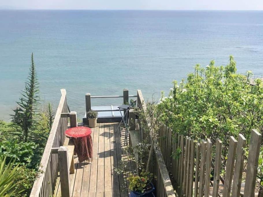 Lyme Clifftop Hideaway Lyme Regis Exterior foto
